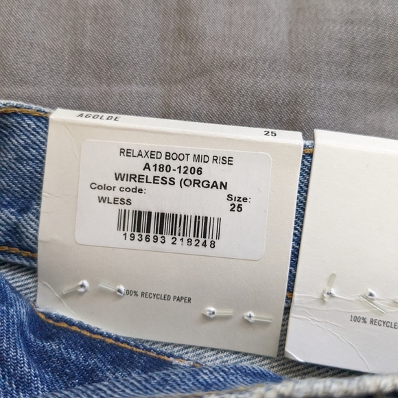 Agolde Relaxed Boot Mid Rise Jeans in Wireless - Picture 4 of 13